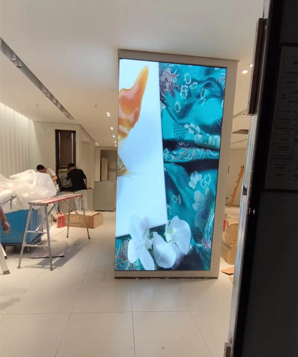 昭觉商场门店转角LED显示屏